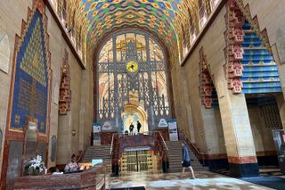 Downtown Detroit Walking Tour, Historic Landmarks and Art Deco