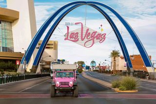 Vintage Vegas Sights & Sounds