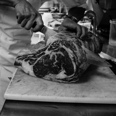 Vintage Chophouse & Tavern