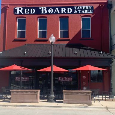 Red Board Tavern & Table
