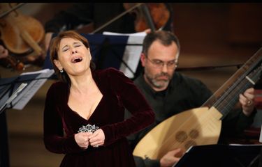 Dolly Parton's Threads: My Songs in Symphony