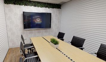 Strike (MR 2) at Touchdown Coworking