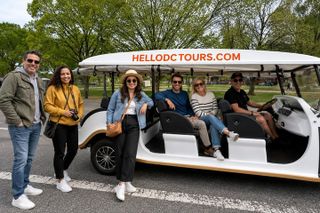 Washington DC: Easy Sightseeing Guided Monuments Tour by E-Cart