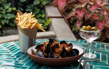 Summer Wine & Brine at Sungold 