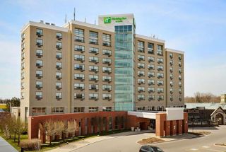 Holiday Inn & Suites London