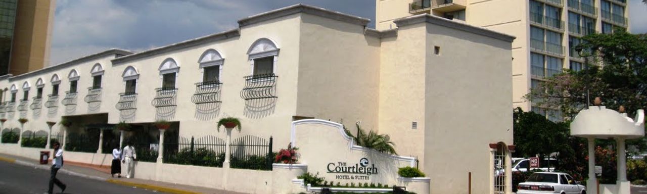 The Courtleigh Hotel & Suites