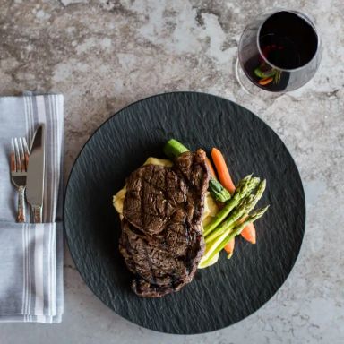 Perla Oyster Bar & Grill