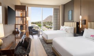 Caesars Republic Scottsdale, a Hilton Hotel