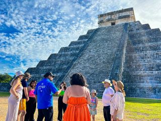 Chichen Itza, Cenote & Valladolid Tour with Tequila and Lunch