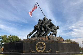 Washington DC Monuments by Day & Night Tours