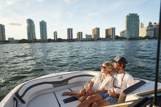 Private Boat Ride in Miami with Experienced Captain and Champagne