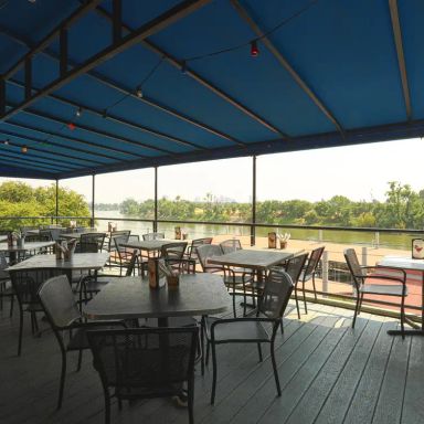 Chevys Fresh Mex - Riverfront