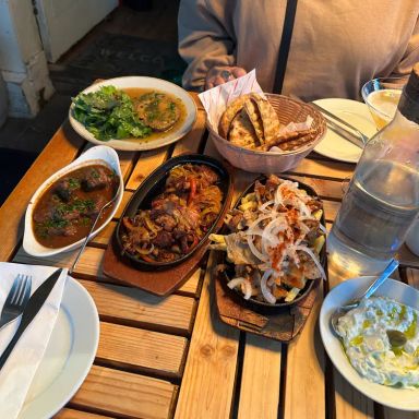 Jars Meze