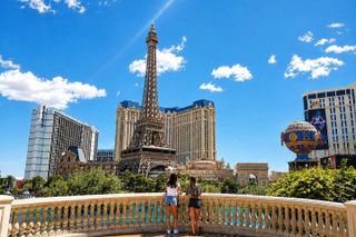 The Original Vegas Strip Walking Tour: Where the Gems Are