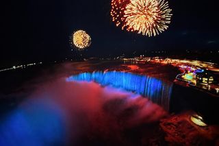 Niagara Falls Night Illumination Tour: American, Bridal and Horseshoe Falls