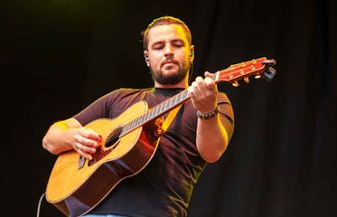 Strathmore Stampede with Chayce Beckham - Friday Pass Only