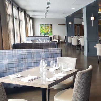 The Stirling Dining Room and Lounge