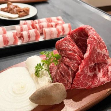 백정 에드먼튼 Baekjeong Korean BBQ House in Edmonton