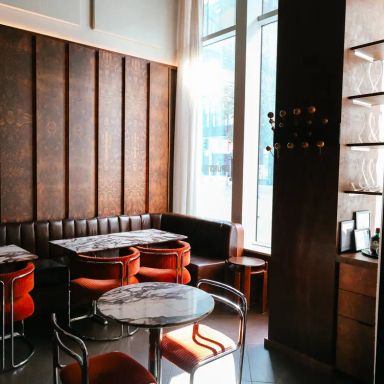 Bar Henry