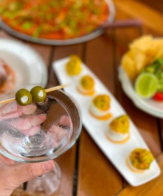 D.L. Mack's - Hillcrest