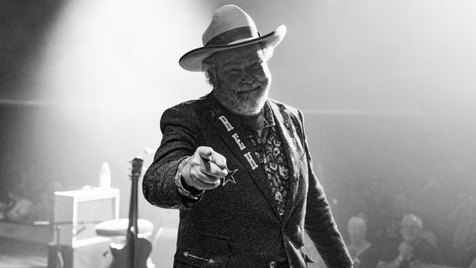 Robert Earl Keen and Kolton Moore & the Clever Few