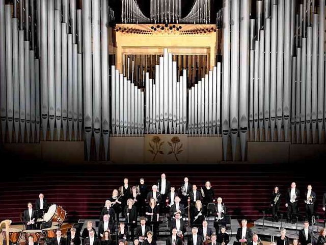 Calgary Philharmonic Orchestra - Beethoven and Mozart