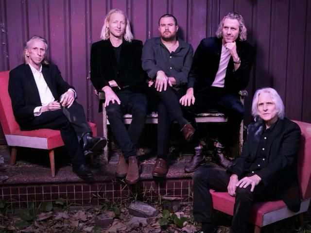 Mental As Anything: New Year’s Day at Craigie Knowe Vineyard