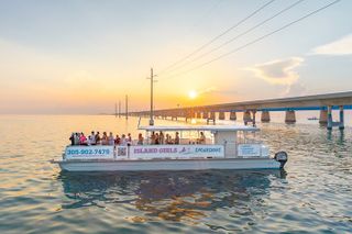 Florida Keys Sunset Cruise with Champagne Toast and Seafood