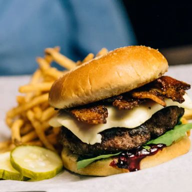 Yard House - Indianapolis
