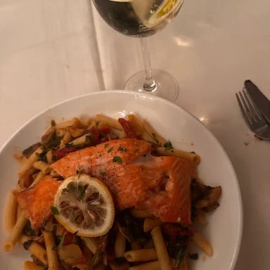 Botto's Italian Line Restaurant