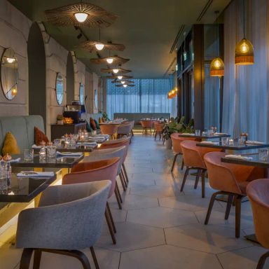 GRAZE Restaurant & Bar