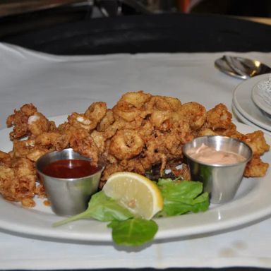 Pat Gallagher's 527 Restaurant & Bar
