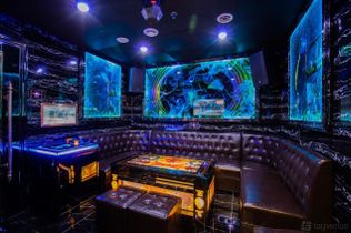 Room 5 (Medium Room） at ET KTV