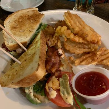 Fionn MacCool's - Hamilton