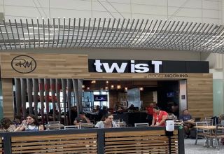 Twist by Roger Mooking - YYZ Terminal 1 Domestic gate D36