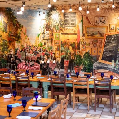 Dels Italian Kitchen