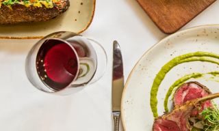 AG, Modern Bar and Steakhouse