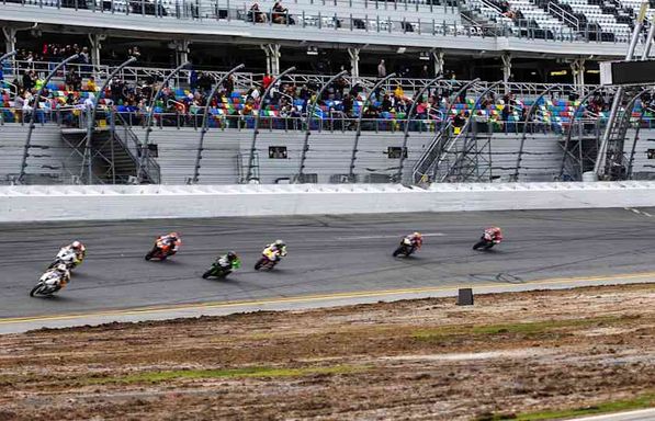 MotoAmerica Superbikes