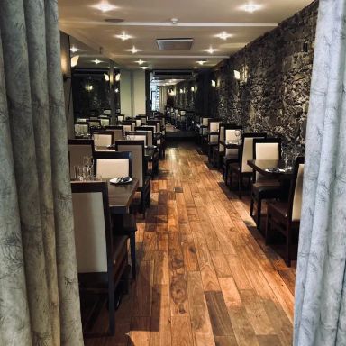 La Caverna Italian Restaurant and Wine Bar