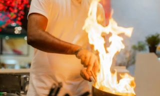 Mikaku Ramen & Temaki