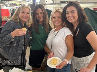 2 Hour Historic Market Food Tour and Hands-On Biscuit Class