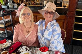 St. Johns River High-Tea Cruise Tour in Sanford