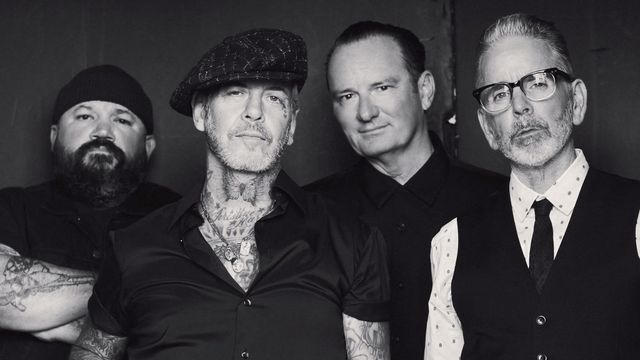 Social Distortion