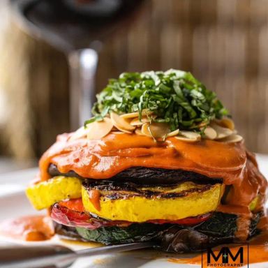 Kamoosh Bistro