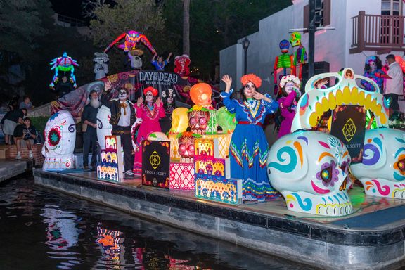 Day of the Dead River Parade