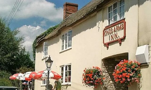 Kings Arms Inn, Stockland