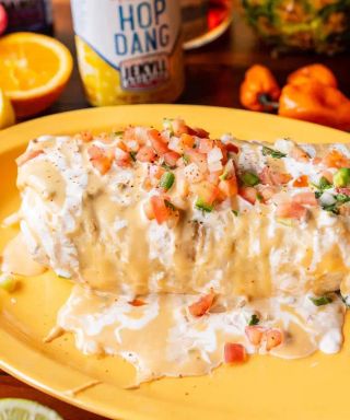 Wylie & Rum Island Bar and Grill