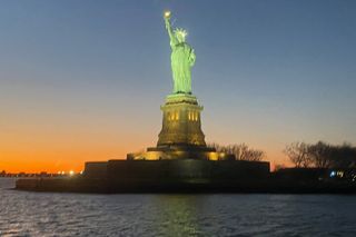 Statue of Liberty Ellis Island Cruise & Optional 1 World Ticket