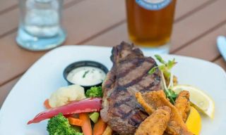 Stillwaters Plate and Pour