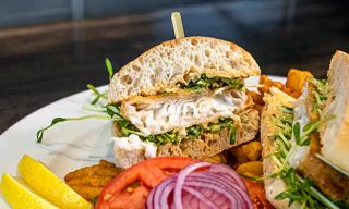 Streetlight Kitchen & Bar